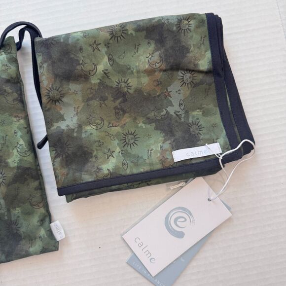 Calme Gym Towel with Bag Space Camo Star Sun Moon Boho Workout Sweat 20 x 39 NEW - Picture 5 of 6